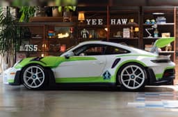 Porsche 911 GT3 RS Buzz Lightyear side profile