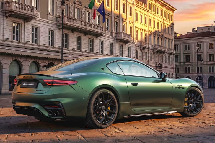 2026 maserati granturismo in city