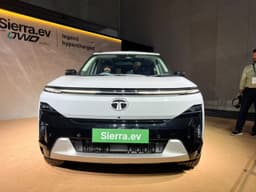 Tata-Sierra-EV-front