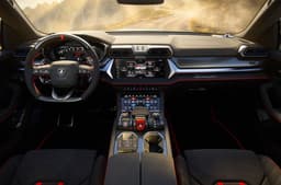 Lamborghini Urus SE Performante interior