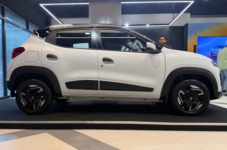 2026 Renault Kwid side profile