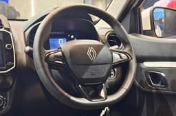 2026 Renault Kwid steering wheel