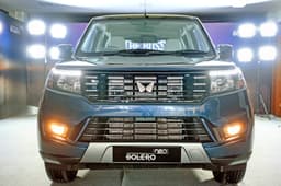 mahindra bolero neo in studio