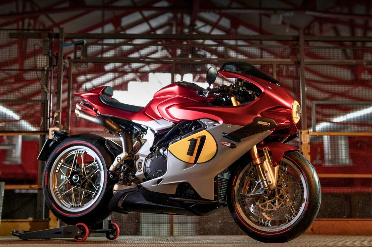 MV Agusta Superveloce 1000 AGO front three quarter