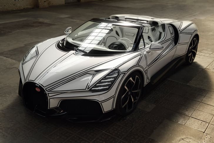 Bugatti Mistral Blanc Eternel front quarter static