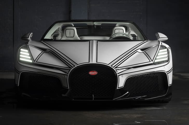Bugatti Mistral Blanc Eternel front static