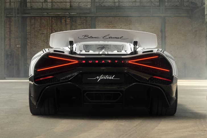 Bugatti Mistral Blanc Eternel rear static