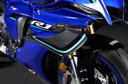 2026 Yamaha YZF-R1 image gallery