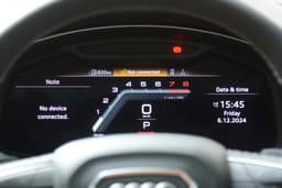 audi q7 in field