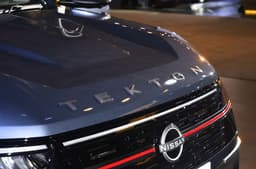 Nissan Tekton bonnet