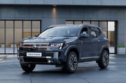 nissan tekton moonbow grey