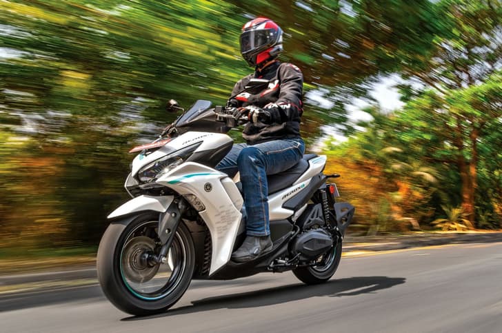 Yamaha Aerox-E image gallery