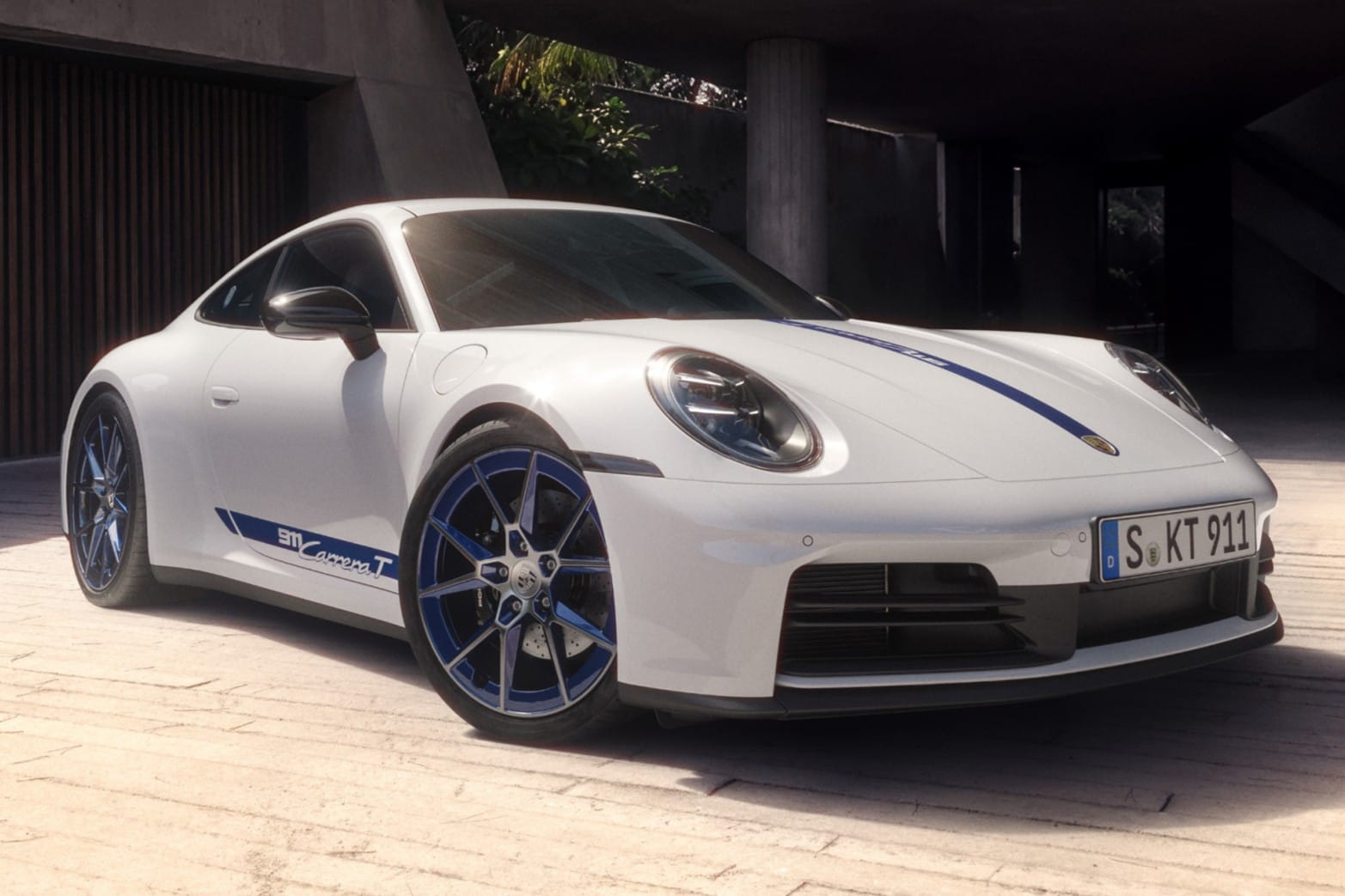 Porsche 911 Carrera T front quarter static