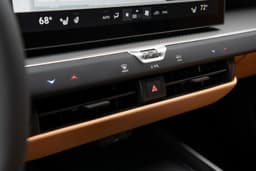 Lexus ES 350h proximity-sensing buttons