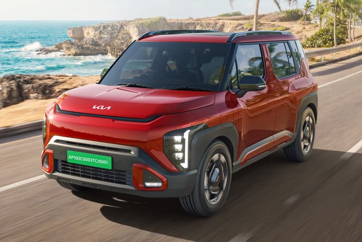 kia syros ev on road
