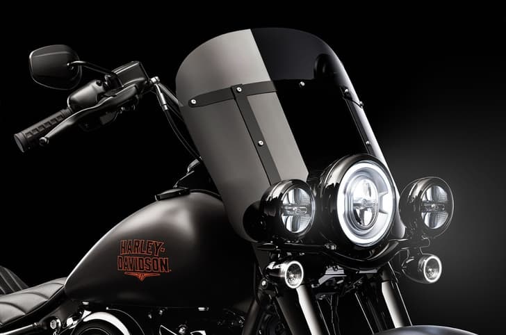 Harley Davidson Deadwood headlight