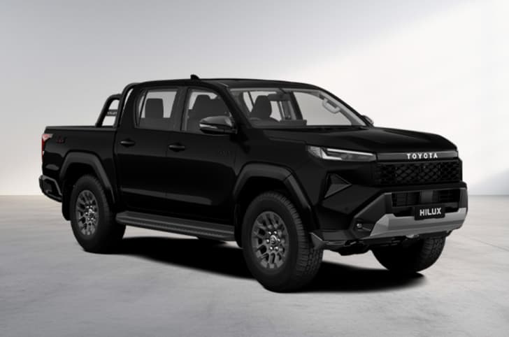 2026 Toyota Hilux Attitude Black