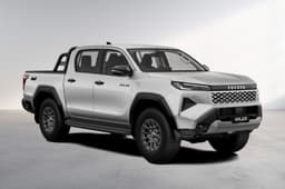 2026 Toyota Hilux White Pearl Crystal Shine 