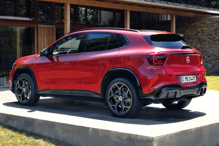 2026 mercedes gla in studio