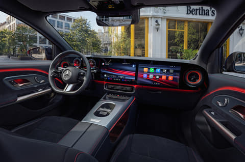 Third-gen Mercedes-Benz GLA interior image gallery