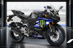 Yamaha R15 V4 MotoGP Edition front three quarter
