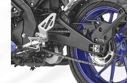 Yamaha R15 V4 MotoGP Edition swingarm