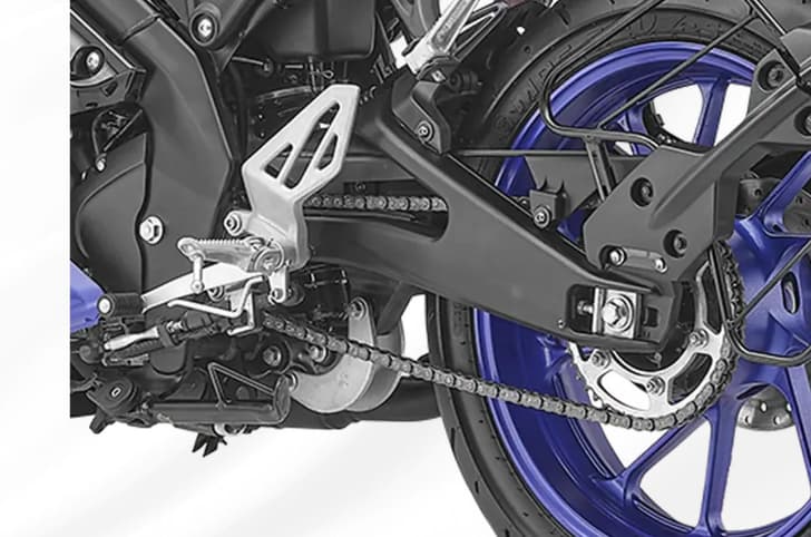 Yamaha R15 V4 MotoGP Edition swingarm