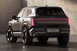 2027 Hyundai Tucson rear quarter