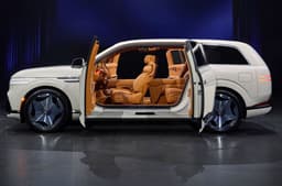 Genesis GV90 coach doors