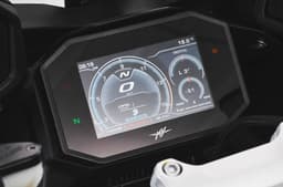  MV Agusta Turismo Veloce SCS TFT dash