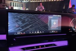 bmw i5 lwb on stage