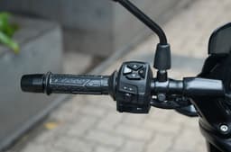 Bajaj Pulsar 150 left side switchcube