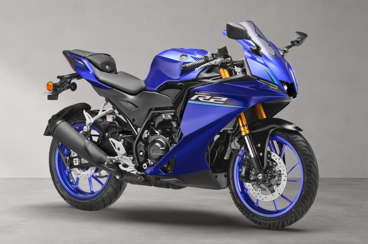 Yamaha R2 Racing Blue