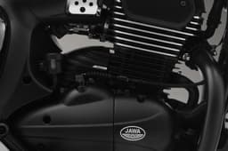 Close up shot on the Jawa 42 FJ All Stars Edition's 334cc engine