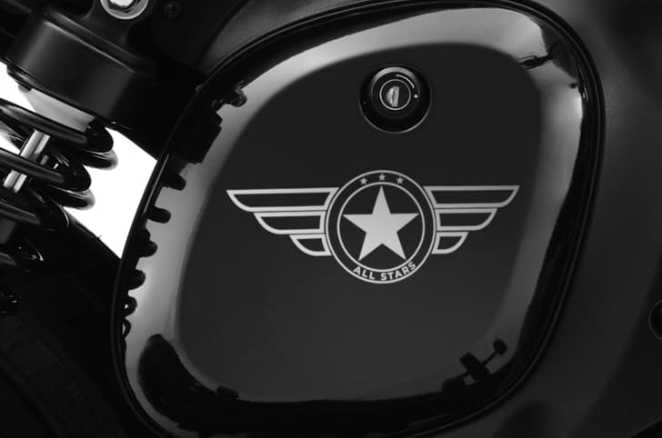 Close up shot of the insignia on the Jawa 42 FJ All Stars Edition's right side panel
