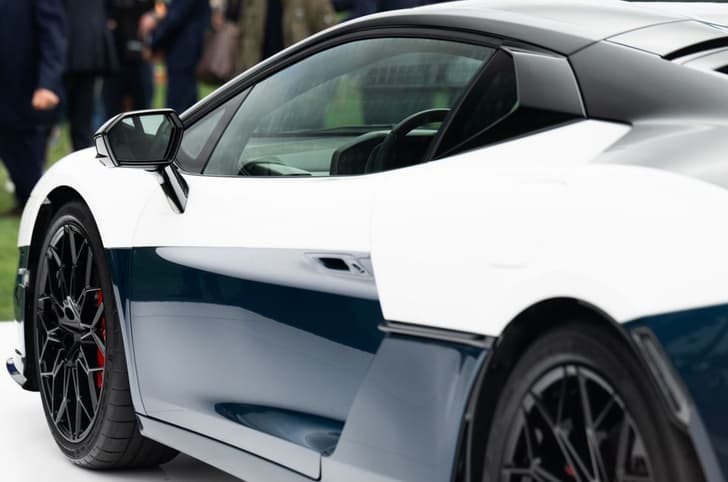 Lamborghini Temerario Tricolore Glossy Nero Noctis detailing