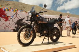 Royal Enfield Himalayan 440 front three quarter