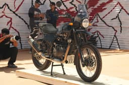 Royal Enfield Himalayan 440 right front three quarter