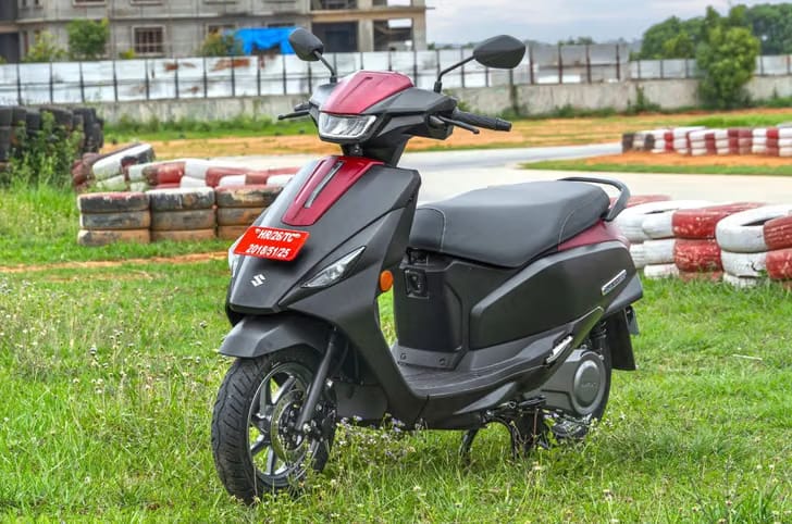  Suzuki e-Access features image gallery