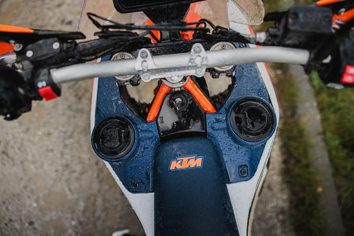A close up shot of the two 3.5-litre front fuel tanks on the KTM 690 Rally.