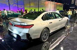 2026 BMW i7