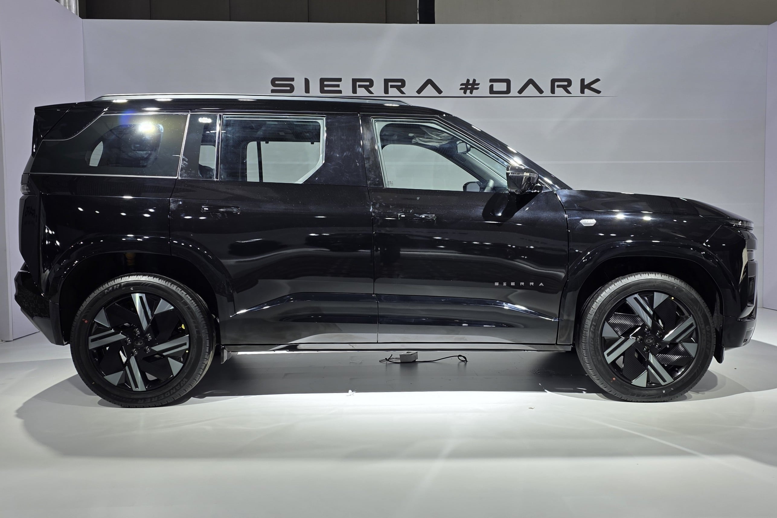 tata sierra dark edition on stage