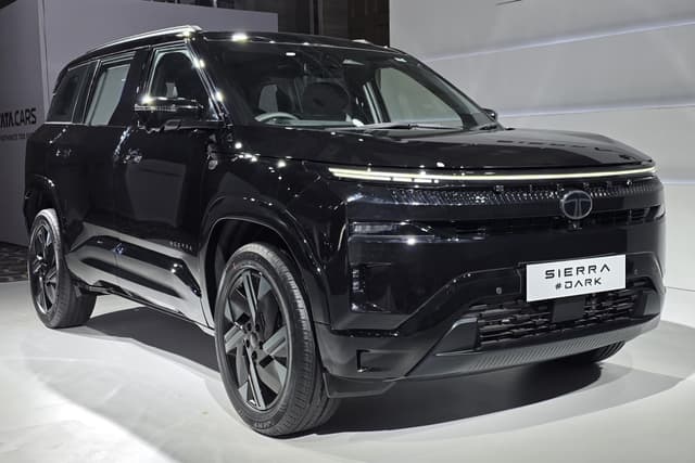 tata sierra dark edition on stage