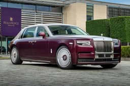 Rolls Royce Phantom Hummingbird front quarter static