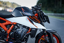 An outside close up image of the KTM 990 Duke R's 14.8-litre fuel tank