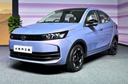 Tata Aeris front quarter static image