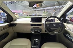 Tata Aeris dashboard image