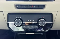 Tata Aeris AC controls image
