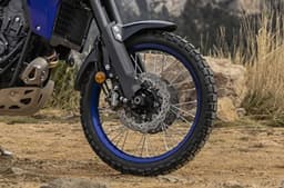 Close up image of the 21 inch front wheel