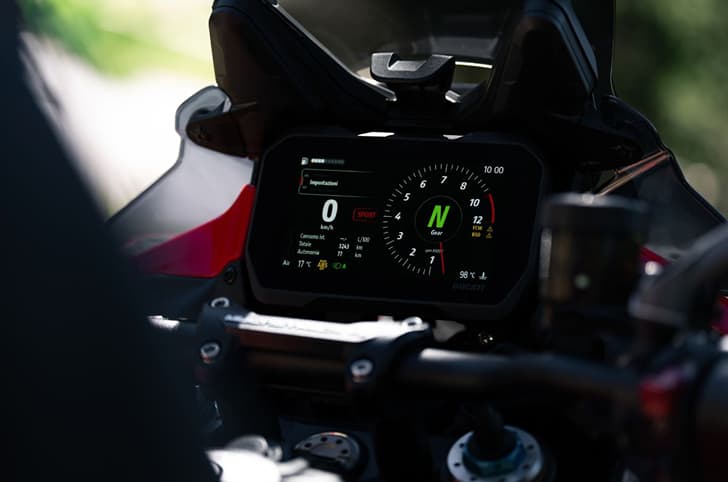Close-up image of the Multistrada V4 Pikes Peak's 6.5-inch TFT display.